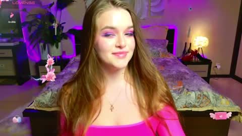 Snapshot of emilywhisperawesome chatting on April 21, 8:23 pm emilywhisperawesome online show from April 21, 8:23 pm