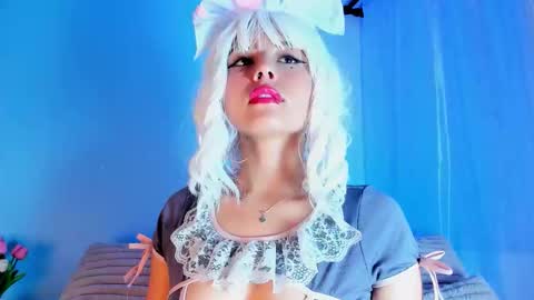    online show from October 12, 11:37 pm