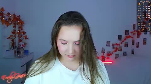 Snapshot of emilyxgrasez chatting on September 24, 9:40 pm Emily online show from September 24, 9:40 pm