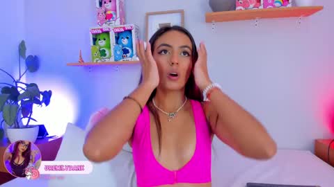 Snapshot of emilyy_bank chatting on October 1, 6:47 pm Emily Bank online show from October 1, 6:47 pm