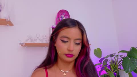 Emily Bank online show from March 20, 7:52 pm