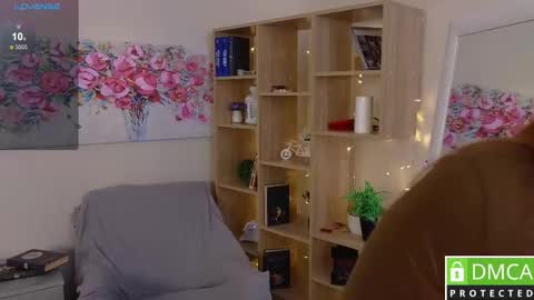 Tracy online show from March 26, 6:24 pm