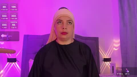 Snapshot of emira199 chatting on October 8, 11:19 am emira199 online show from October 8, 11:19 am