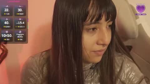 emma online show from October 17, 8:33 pm