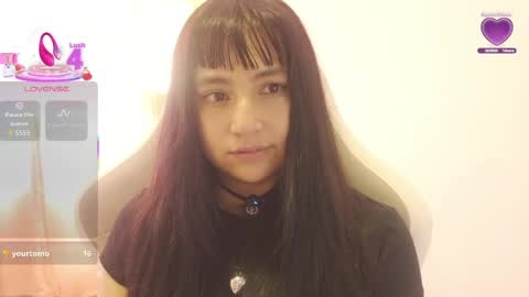 emma online show from April 6, 8:43 pm