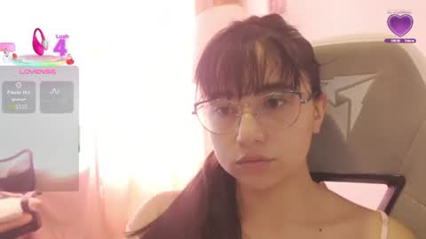 Snapshot of emitaa17228 chatting on June 25, 7:07 pm emma online show from June 25, 7:07 pm
