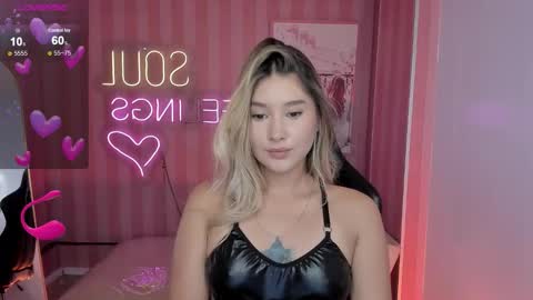 Emma online show from September 17, 10:00 pm