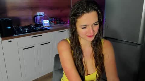 Snapshot of emma77_ chatting on January 18, 10:02 pm Emma online show from January 18, 10:02 pm