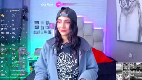 Snapshot of emma__15 chatting on December 5, 11:29 pm emma  online show from December 5, 11:29 pm