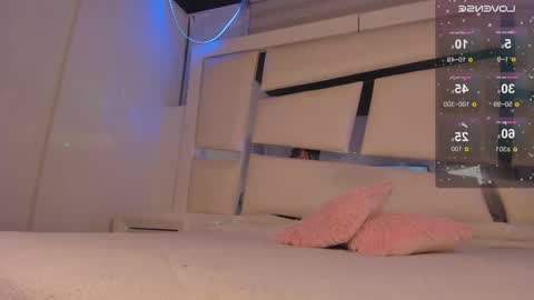 emma__js_ online show from March 19, 3:54 am