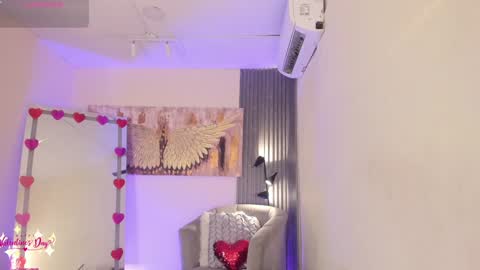 Alice online show from February 8, 6:44 pm