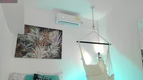 Alice online show from March 12, 6:22 pm