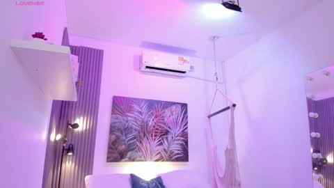 Alice online show from October 28, 12:09 pm