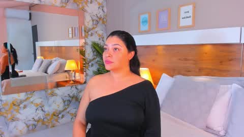 Snapshot of emma_bakker_ chatting on January 14, 11:16 am Emma online show from January 14, 11:16 am