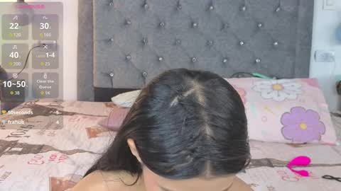 Emma online show from October 28, 2:31 pm