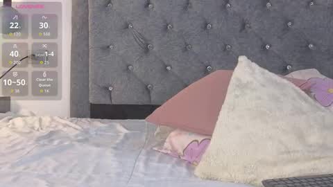 Emma online show from November 12, 5:19 am