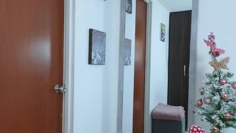 Emma Blue  modelo independiente online show from December 1, 10:43 pm