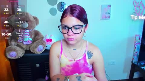 emma_boo_ online show from March 29, 2:39 pm