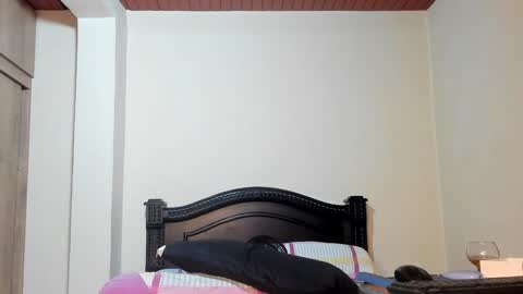 Snapshot of emma_brown777 chatting on January 25, 1:43 am ALBA  online show from January 25, 1:43 am