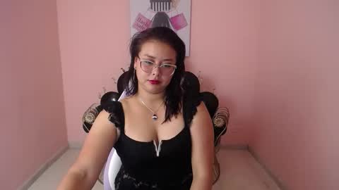 Emma burt online show from January 8, 8:11 pm