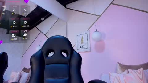 pau online show from February 26, 10:09 pm