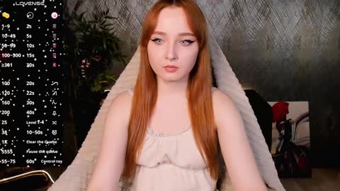 Snapshot of emma_chery chatting on January 12, 1:37 pm Emma online show from January 12, 1:37 pm