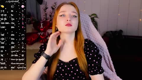 Snapshot of emma_chery chatting on February 5, 5:41 am Emma online show from February 5, 5:41 am