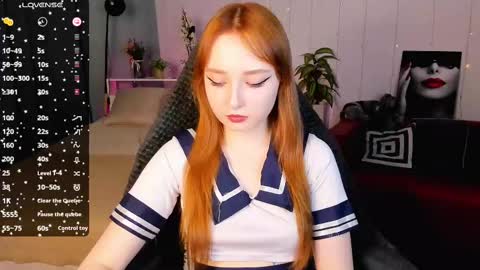 Snapshot of emma_chery chatting on March 5, 12:00 pm Emma online show from March 5, 12:00 pm