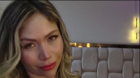 emma coronel online show from February 24, 10:30 pm