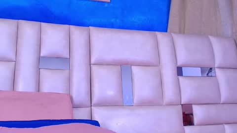 Emma online show from September 20, 3:18 am