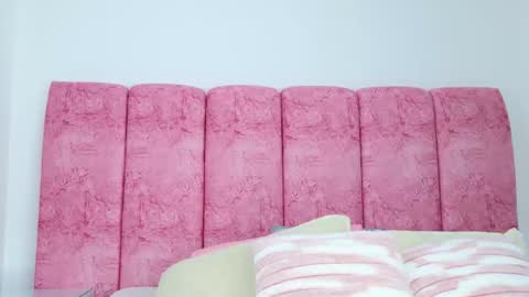 Emma online show from December 21, 3:02 am