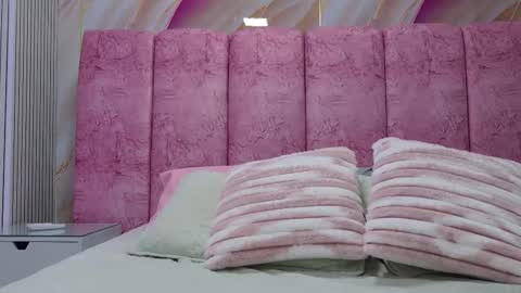 Emma online show from March 20, 3:11 am