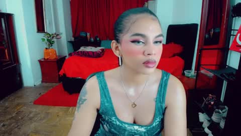 emma online show from April 4, 12:31 am