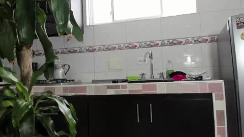 Emma online show from February 7, 6:45 pm