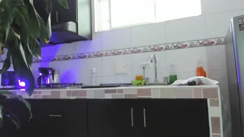 Emma online show from February 11, 3:51 pm