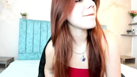 Snapshot of emma_ford1 chatting on February 8, 10:50 am Emma  online show from February 8, 10:50 am