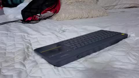 Emma online show from February 3, 7:08 pm