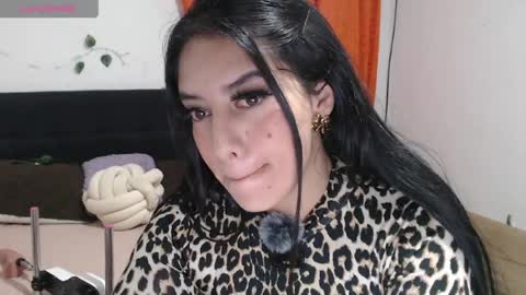 emma_grace_ online show from April 15, 4:19 am