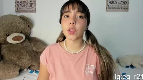 Snapshot of emma_grayys chatting on April 19, 5:18 am emma_grayys online show from April 19, 5:18 am