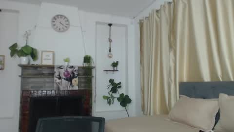 Tell me Emma online show from May 23, 6:01 pm