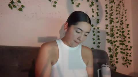 emma_johnson_ online show from January 15, 2:27 am