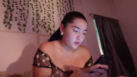 emma_johnson_ online show from October 1, 2:50 am