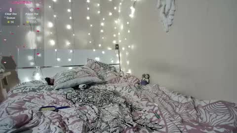 emma_just online show from September 11, 7:14 pm