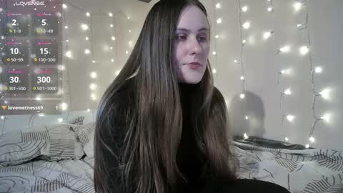 emma_just online show from February 3, 3:06 pm