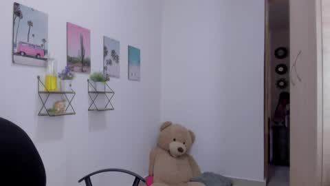 whises lits        online show from February 11, 1:49 pm