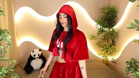 Emma online show from October 31, 6:58 am