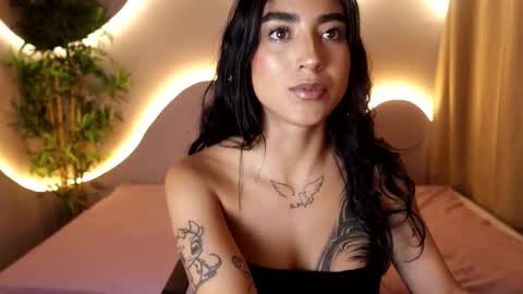 Emma online show from March 18, 8:56 pm