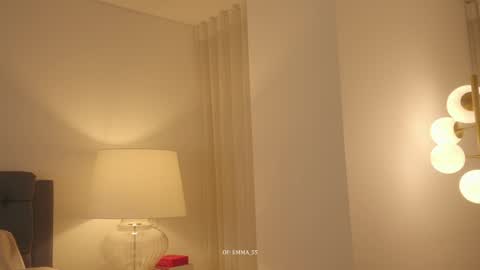 emma_lu1 online show from September 26, 10:14 pm