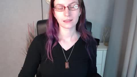 emma online show from January 7, 10:11 am