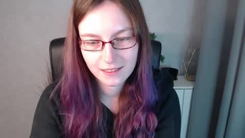 emma online show from January 9, 9:37 am